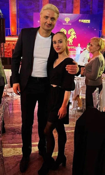 Эдгард Запашный и Влада Морозова | www.starhit.ru